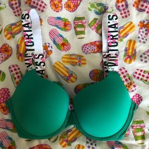 NWOT Victoria’s Secret Push-up Bra